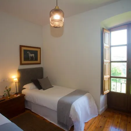 Casona De Indias * Piloña